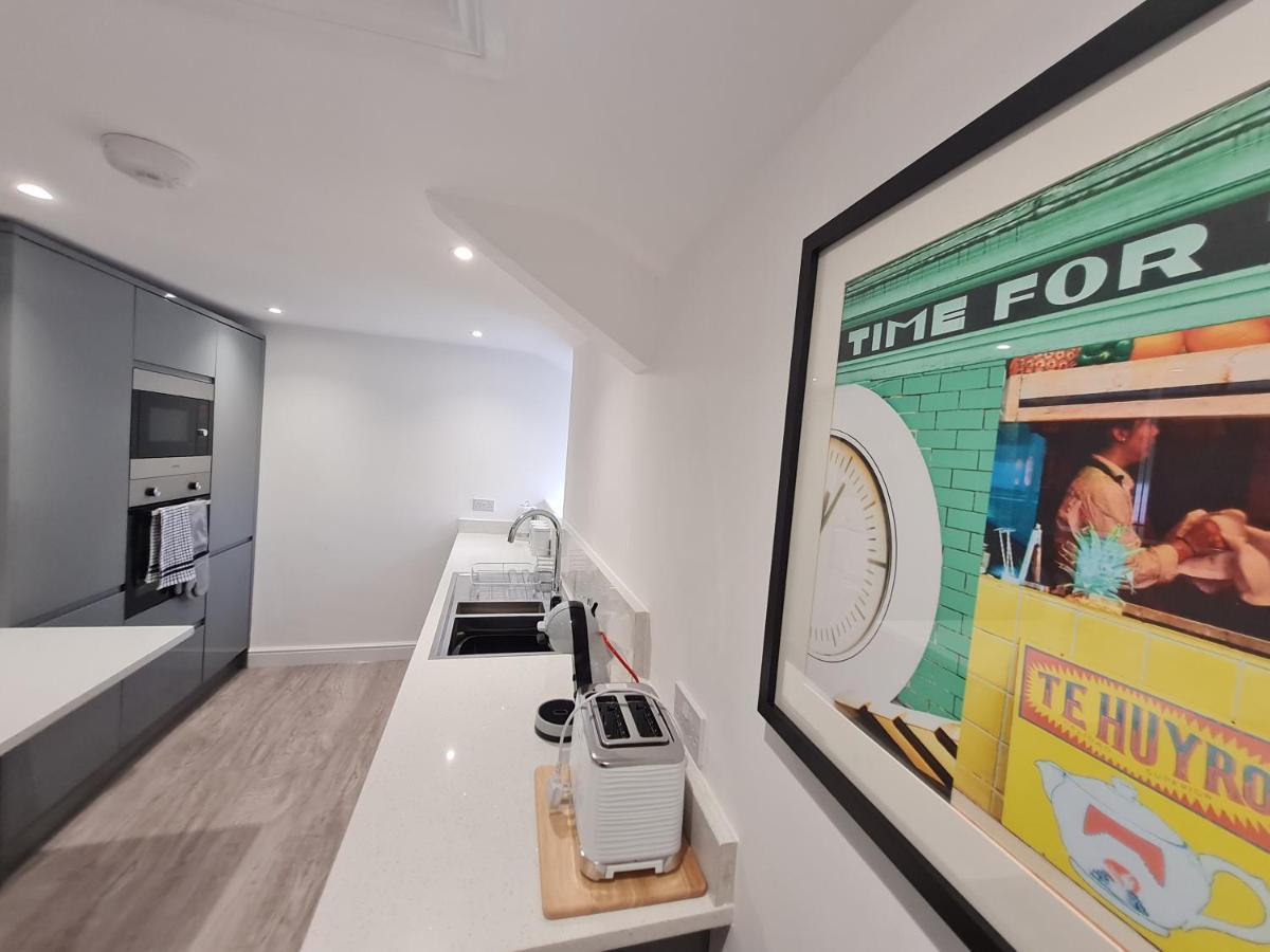 Perfect Location 3 Bed Serviced Apartment With Bike Storage For Bpw. Close To Brecon Beacons Merthyr Tydfil Zewnętrze zdjęcie