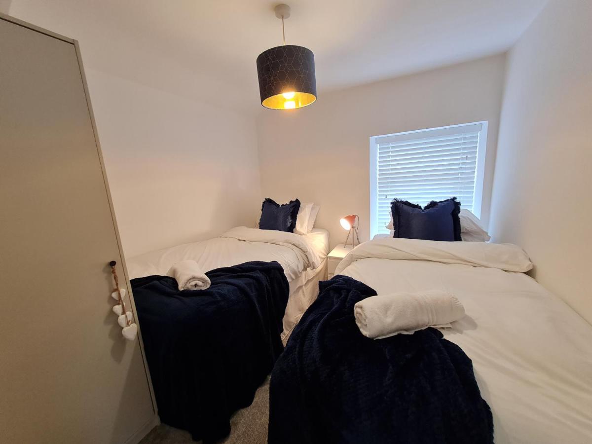 Perfect Location 3 Bed Serviced Apartment With Bike Storage For Bpw. Close To Brecon Beacons Merthyr Tydfil Zewnętrze zdjęcie