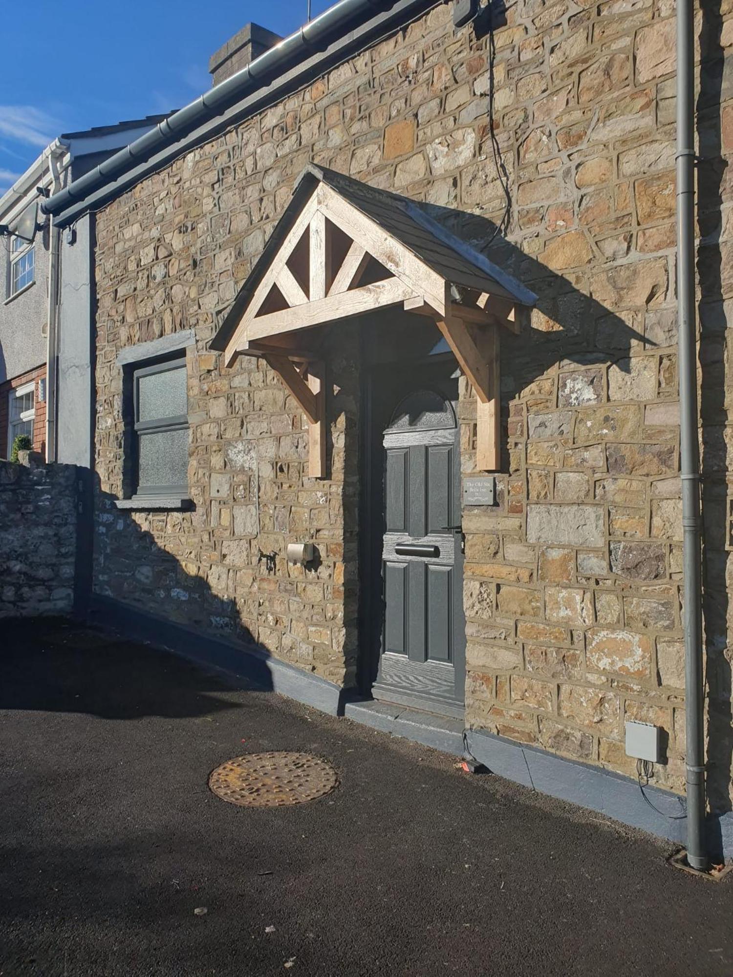 Perfect Location 3 Bed Serviced Apartment With Bike Storage For Bpw. Close To Brecon Beacons Merthyr Tydfil Zewnętrze zdjęcie